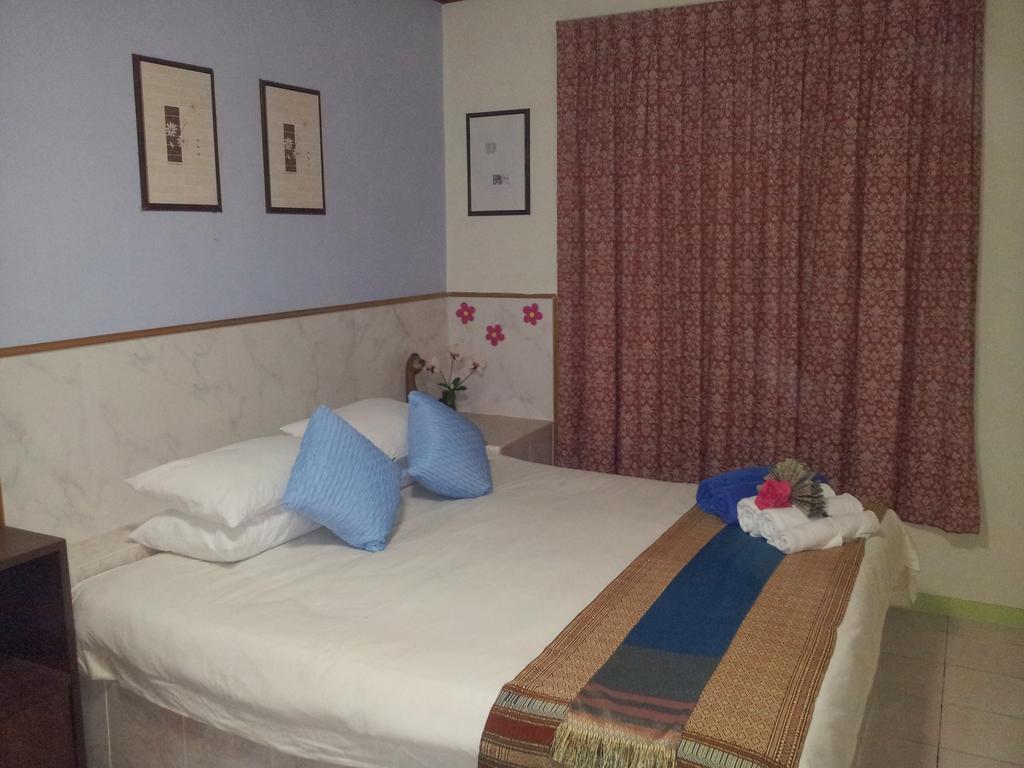 Nan Inn Bungalow Karon الغرفة الصورة